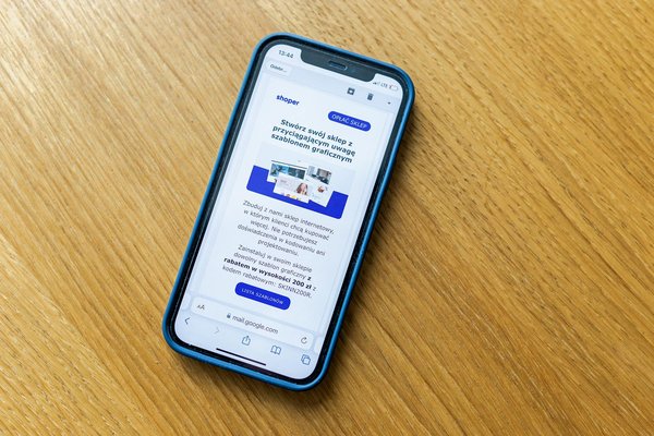 How can UK companies leverage IoT for innovative marketing solutions?